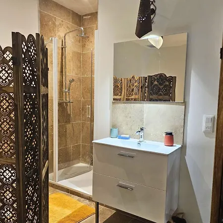 Loft Entre Vignes Et Truffes - En Provence Vaucluse * Valréas